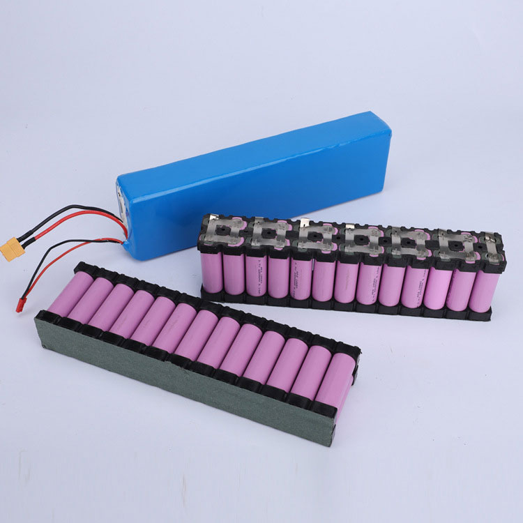 电动滑板车电池